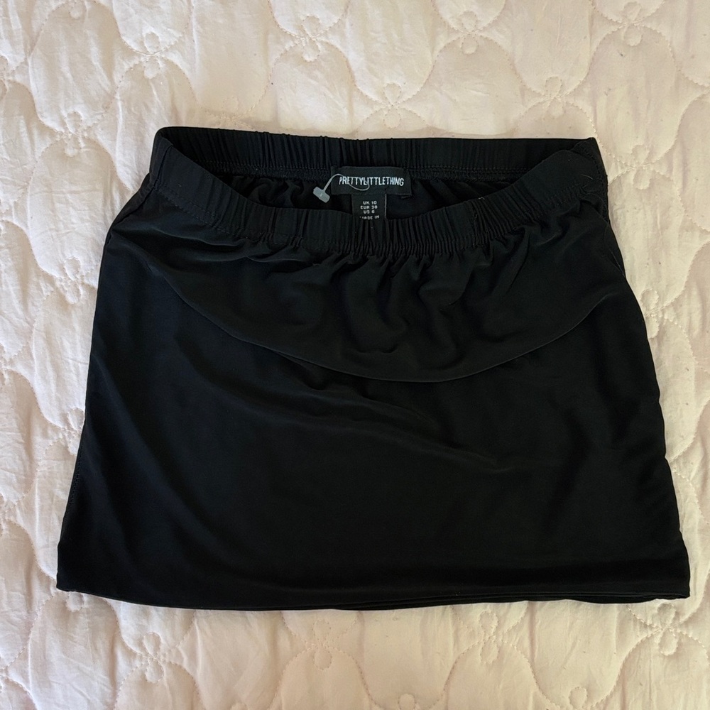 PrettyLittleThing Classic Black Mini Skirt